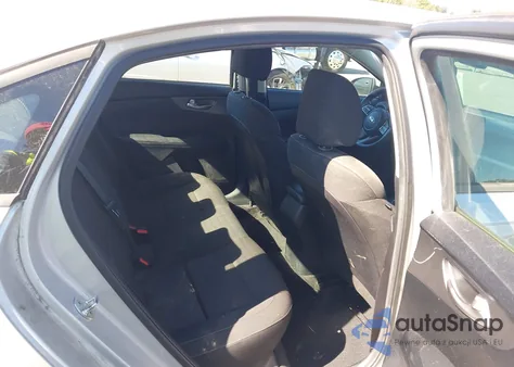 2019 Kia Forte Lxs из США, поврежденный, VIN 3KPF24AD3KE130877